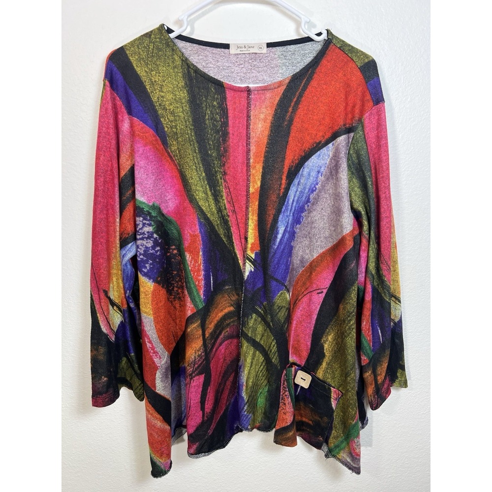 Jess & Jane Abstract Print Tunic Sweater Top Pocket Button Artsy Asymmetric Hem